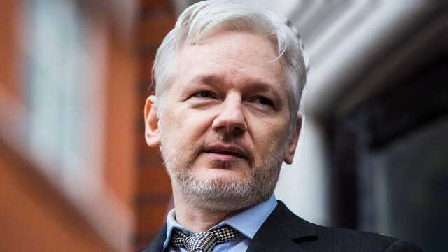Суд в Лондоне выдал ордер на экстрадицию в США основателя Wikileaks Ассанжа