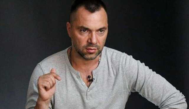 До 9 мая оккупанты "сдохнут": Арестович назвал возможный сценарий войны в Украине