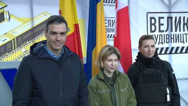 Премьер-министр Испании Педро Санчес приехал в Киев