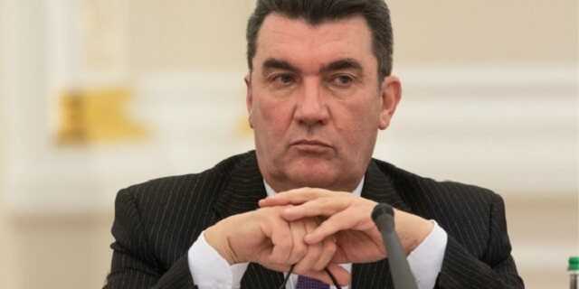 Данилов считает, что Медведчук в России никому не нужен