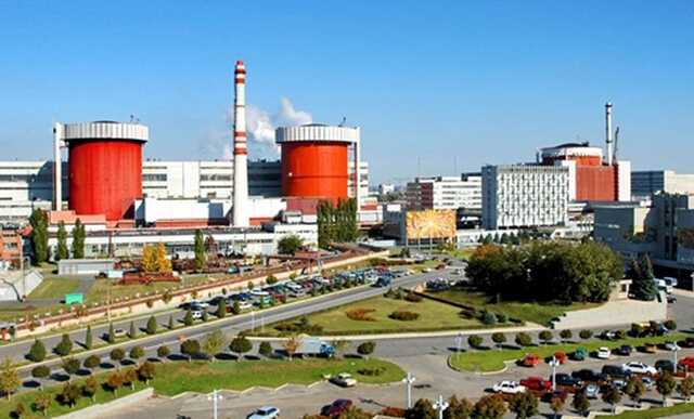 Ядерна загроза: окупанти запустили ракети над Південноукраїнською АЕС