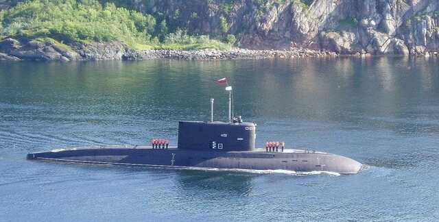 Россия обстреливает Украину с четырех подводных лодок в Черном море, — The Times