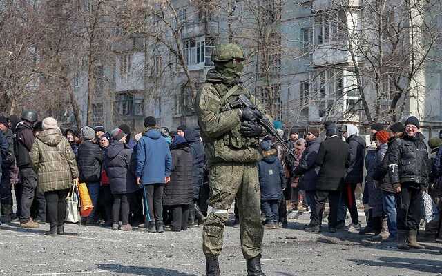 Оккупанты депортировали 308 мариупольцев на Дальний Восток