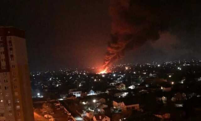 Оккупанты ночью обстреляли Николаев: от осколочного ранения погиб мужчина