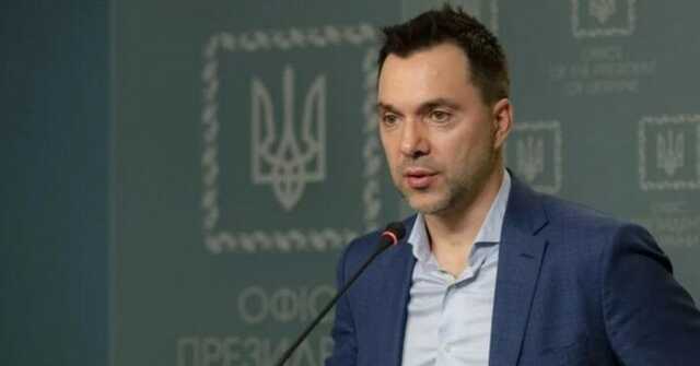 Защитники Мариуполя не пойдут на такой позор, – Арестович о "рекомендациях" россиян сдаться