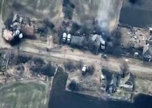 Украинские защитники показали, как уничтожают врага из артиллерии