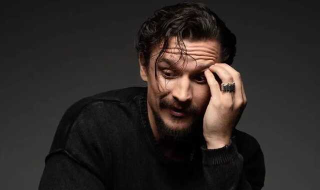 Çâåçäà ñåðèàëîâ Öûìáàëþê èçîáëè÷èë ïóòèíñêèé ðåæèì