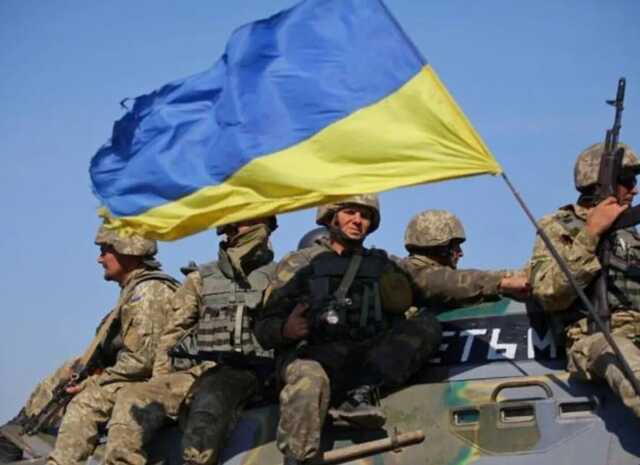 Враг продолжает наступление на Луганщине, из Мариуполя переброшена часть войск – Генштаб