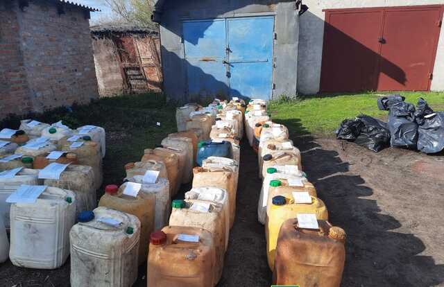 В Полтавской области работники депо воровали топливо