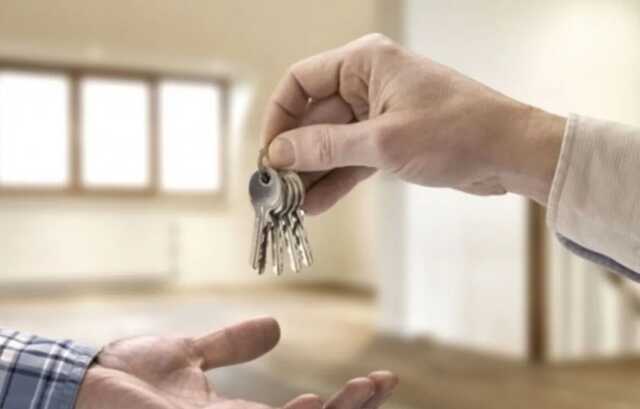 Украинцам разрешили продавать квартиры: сколько стоит жилье в Киеве