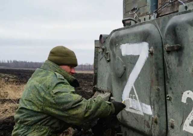 "Танк сломали сами, чтобы не ехать": оккупанты "косят" от столкновений с ВСУ