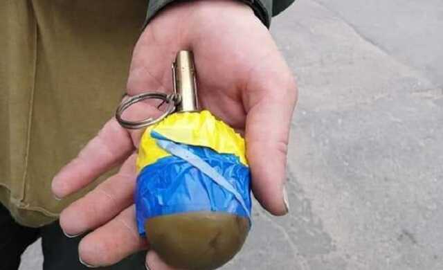 В Ирпене обнаружили растяжки в парке возле детской больницы