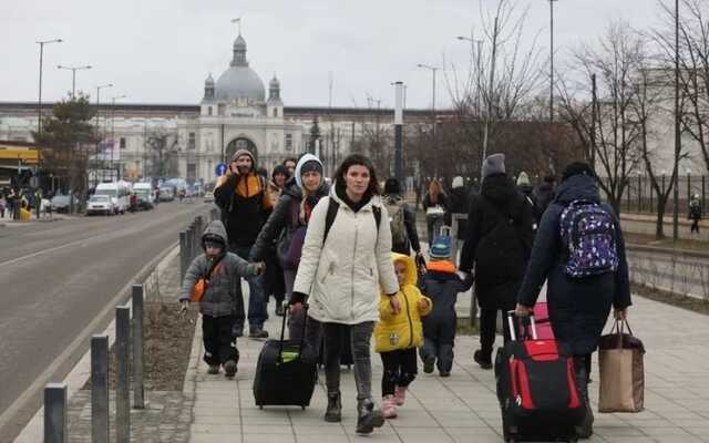 ЄС надасть 200 млн євро на підтримку українців-переселенців всередині країни