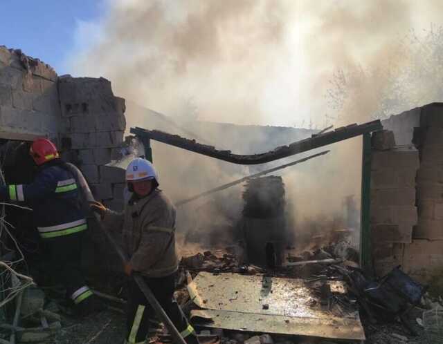 Оккупанты устроили авиаобстрел Бахмута, разрушены дома: есть погибший