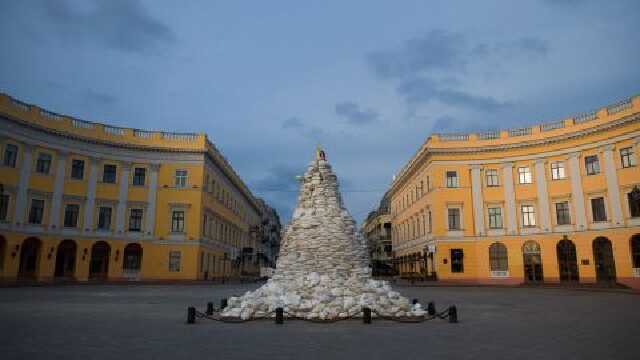 В Одессе раздаются взрывы: оставайтесь в укрытиях