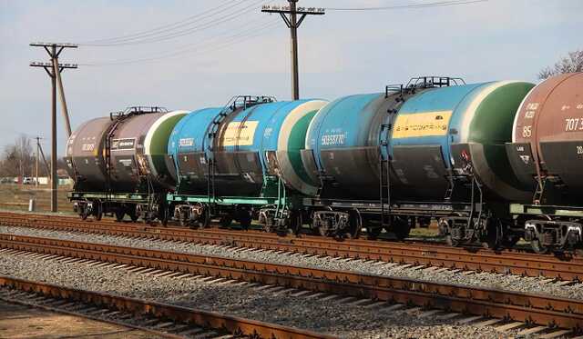 На украинских заправках исчезнут очереди, – Свириденко о дефиците топлива