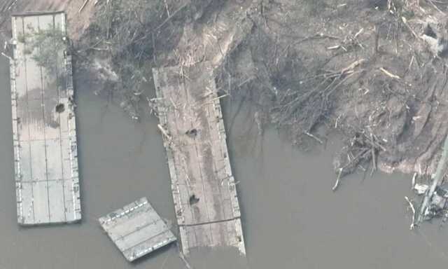 Украинские артиллеристы уничтожили понтонную переправу оккупантов на Северском Донце