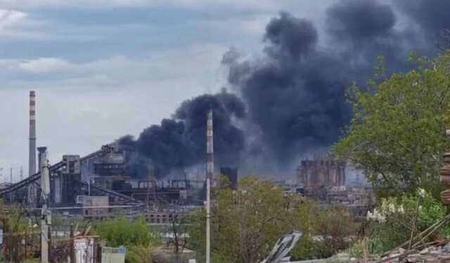 "Ад, сошедший на землю": появились жуткие кадры с окруженной Азовставли