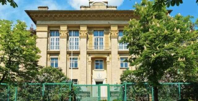 Колишнє приміщення посольства США у Києві стане Музеєм Івана Марчука (Фото:Wikimapia)