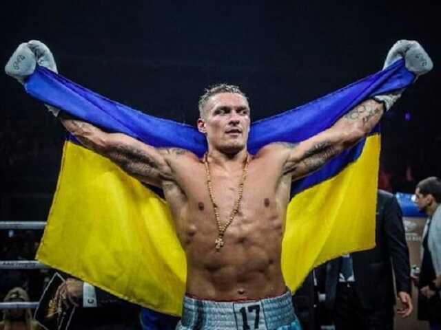 Александр Усик возглавил престижный рейтинг, оставив за спиной Канело и Ломаченко