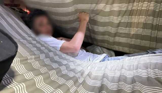 «Спрятался» под матрасом: украинец пытался пересечь границу в багажном отделении буса