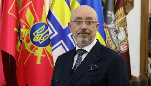 Желаю успеха, – Резников поздравил нового командующего Сил ТрО Танцюру