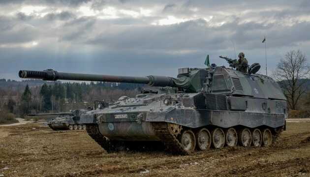 Германия передаст Украине гаубицы Panzerhaubitz 2000, «зенитные танки» Gepard и базуки