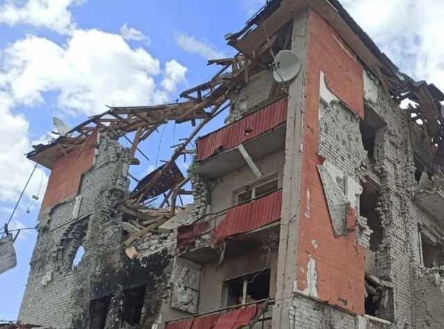 Россия нанесла Донбассу более 100 разрушений в сутки: фото последствий