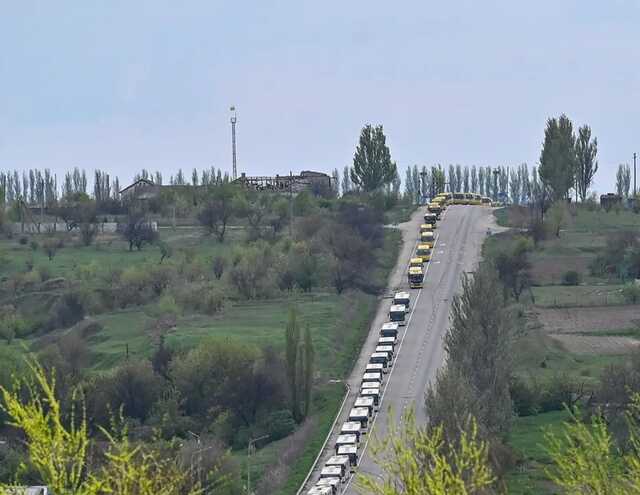 Эвакуация под огнем: оккупанты на Донетчине обстреливают места пересадки мирных жителей, – глава ОВА