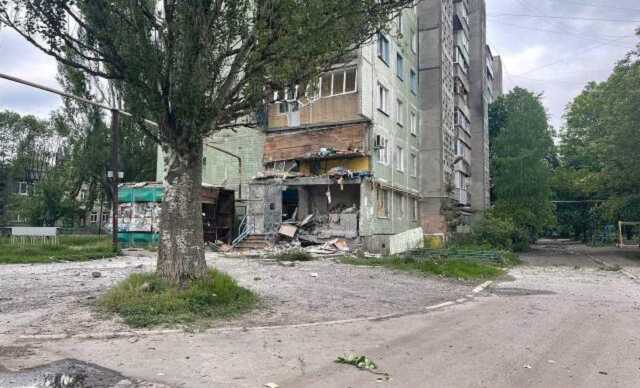 Оккупанты всю ночь били по Авдеевке из артиллерии: есть раненые и значительные разрушения