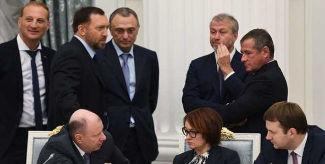 Олигархи РФ готовы пожертвовать Украине миллиарды, чтобы избавиться от санкций Запада, – СМИ