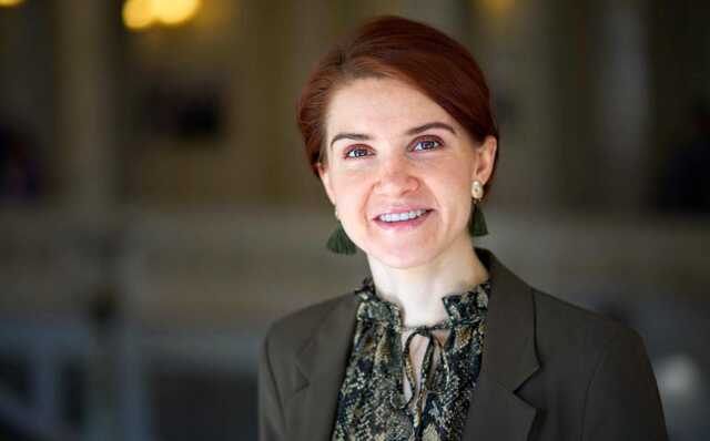 Одиозная «слуга» Безуглая потребовала крови журналиста Бутусова