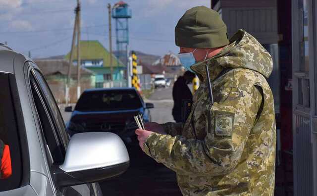 Пограничники поменяли правила выезда для военнообязанных из Украины: список изменений