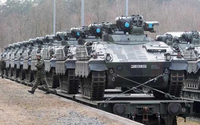 Германия готова передать Украине тяжелое вооружение, - Фельдгузен