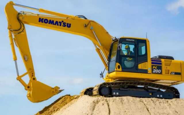    Komatsu     