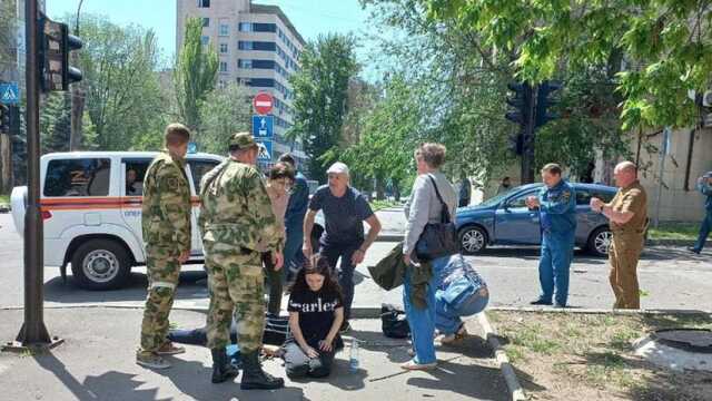 В Донецке резко возросло число жертв утреннего обстрела центра города
