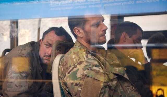 Уже доставлены в СИЗО: в "ДНР" заявили об аресте более 100 защитников Мариуполя