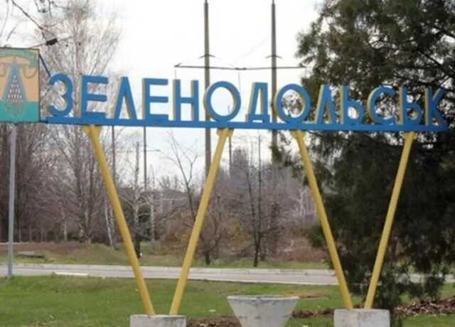 Войска РФ ночью обстреляли из "Ураганов" Днепропетровщину, ранен мужчина