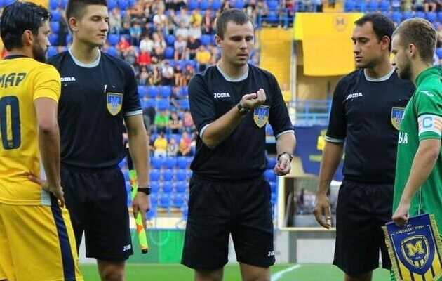 Украинский футбольный арбитр находится в плену у российских оккупантов в Мариуполе