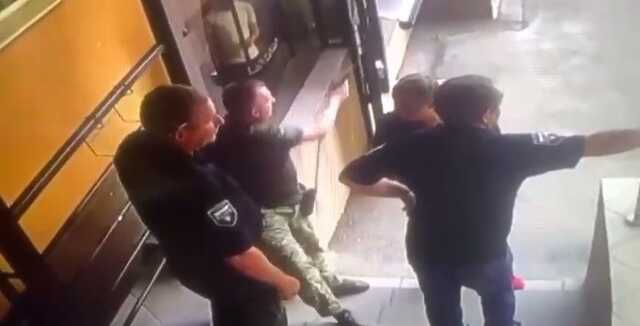 Появилось видео стрельбы с участием сотрудника Генштаба в Киеве