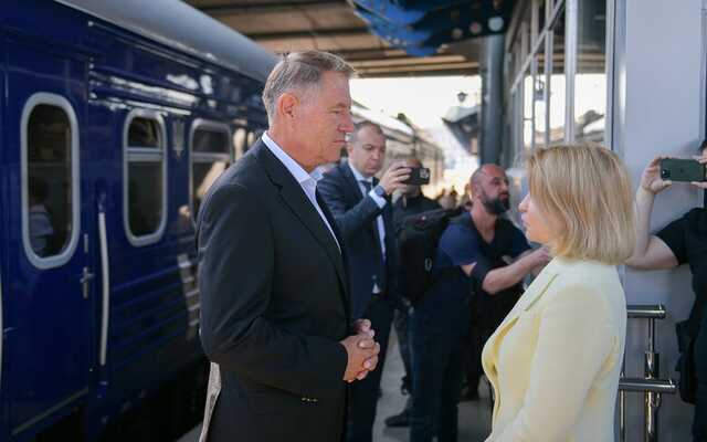 Президент Румынии Йоханнис прибыл в Киев: Незаконная российская агрессия должна прекратиться