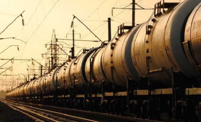 Фирма Коломойского за 30 млн гривен снабдит Полтаву топливом