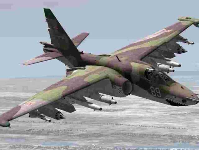 В Белгородской области разбился российский штурмовик Су-25, поднялся столб дыма