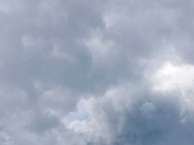 Войска РФ ударили по Харьковской области: начался мощный пожар