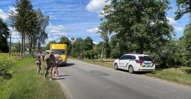 На Львівщині водій Mercedes збив на смерть 11-річну дівчинку