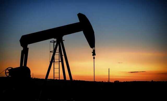 Мировые цены на нефть рухнули до минимума за месяц: что стало причиной