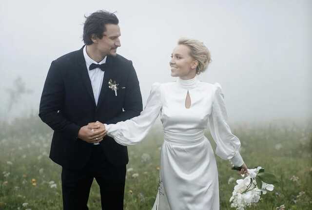 Секс-символ украинского кино Цымбалюк разошелся с женой из-за войны