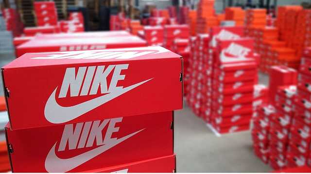 Nike полностью уходит из России