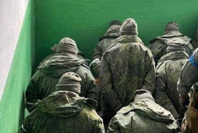 На юге силы обороны взяли в плен очередную партию оккупантов