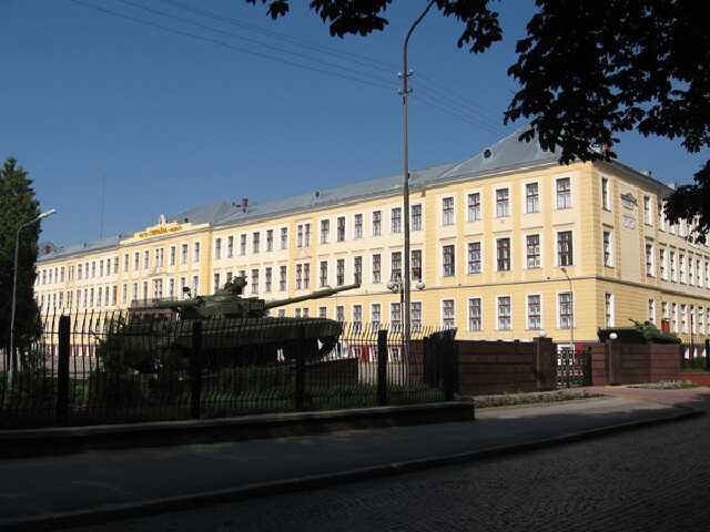 Директора Львовского политехнического училища признали виновным во взяточничестве